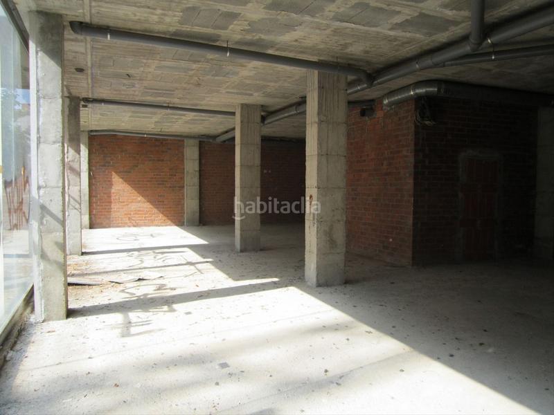 Foto 026d8aaf-2236-45e6-915a-cf941a356a0d. Location local commercial dans carrer de bernat boades 76 dans Girona