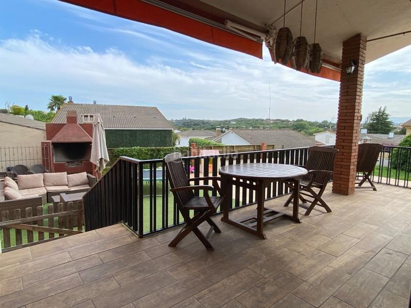 Foto eb5779ba-0f96-4d1c-aea4-24dda78a538e. House with fireplace heating parking pool in Montilivi Girona