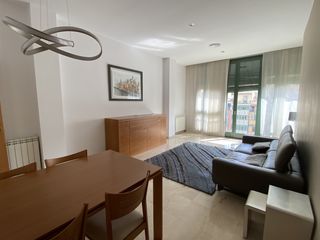 Location Appartement  Plaça de la independència. Amueblado