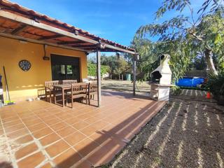 Chalet dans Caldes de Malavella. Casa aislada en caldes de malavella