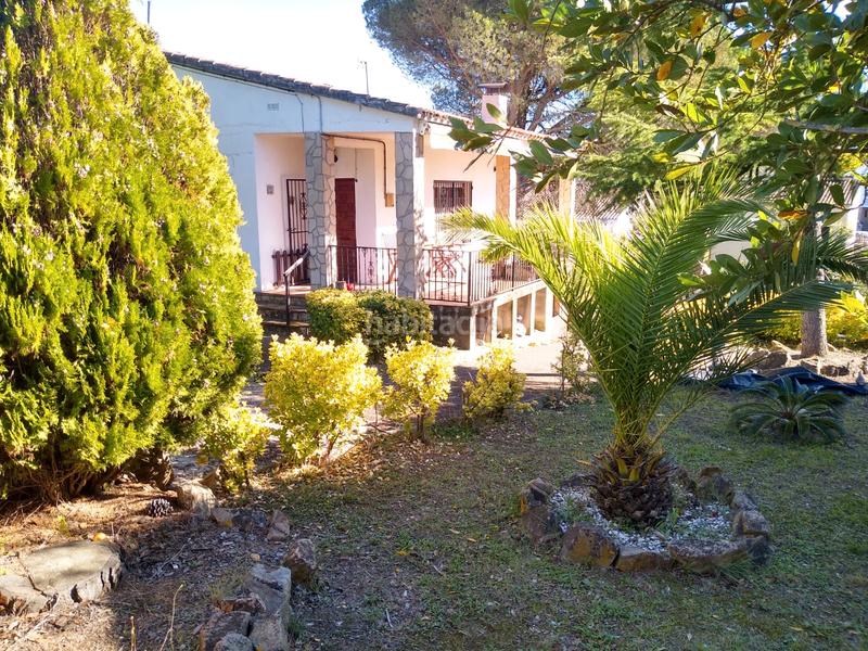 Foto d26e8629-9813-4111-af6c-403b6ee96678. Chalet casa independiente en la urbanización la canyera en Llagostera