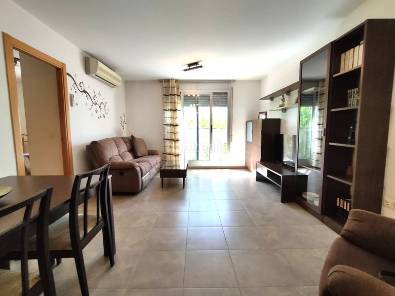 Foto 191cecc1-962d-4c31-8e84-c28c60697142. Pis amb calefacció aparcament a Caldes de Malavella