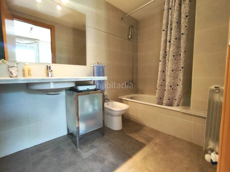 Foto 831a36e7-40f2-479c-b7b4-8a7a4d6798f0. Pis amb calefacció aparcament a Caldes de Malavella