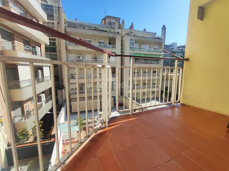 Foto 1bf28e70-b71a-4409-a7a0-ca5e10e4fd14. Pis amb calefacció a Eixample Nord Girona