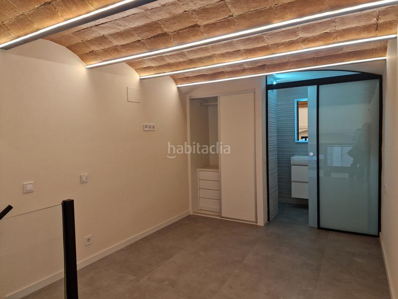 Foto 558adbc7-d0b6-4447-bcba-fabfa04f57f2. Local comercial en Raval Barcelona