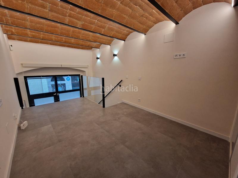 Foto c3954106-5687-4a86-b548-58b543a81b6f. Local comercial en Raval Barcelona