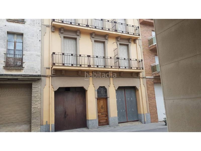 Foto f0489def-cb5b-4a88-a456-c7e8725e9a1e. Edifici a Almacelles