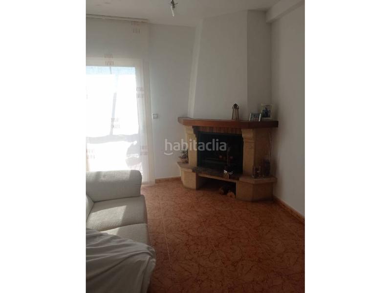 Foto f792a38a-2d58-4ec6-8fc4-1b12f3ae72e6. Edifici a Almacelles