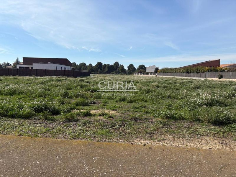 Foto 60b8b5da-c71e-46f3-987b-e85bc6f24011. Wohngrundstück in calle golf Raimat 2 in Raimat Lleida