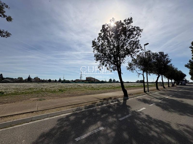 Foto b139c4a9-8bdf-4bbc-919a-eb36699d4429. Wohngrundstück in calle golf Raimat 2 in Raimat Lleida