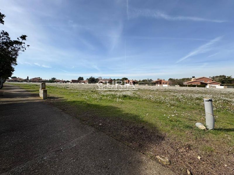 Foto e92f0c25-34c4-45ba-b9ba-f1f5069a89ee. Wohngrundstück in calle golf Raimat 2 in Raimat Lleida