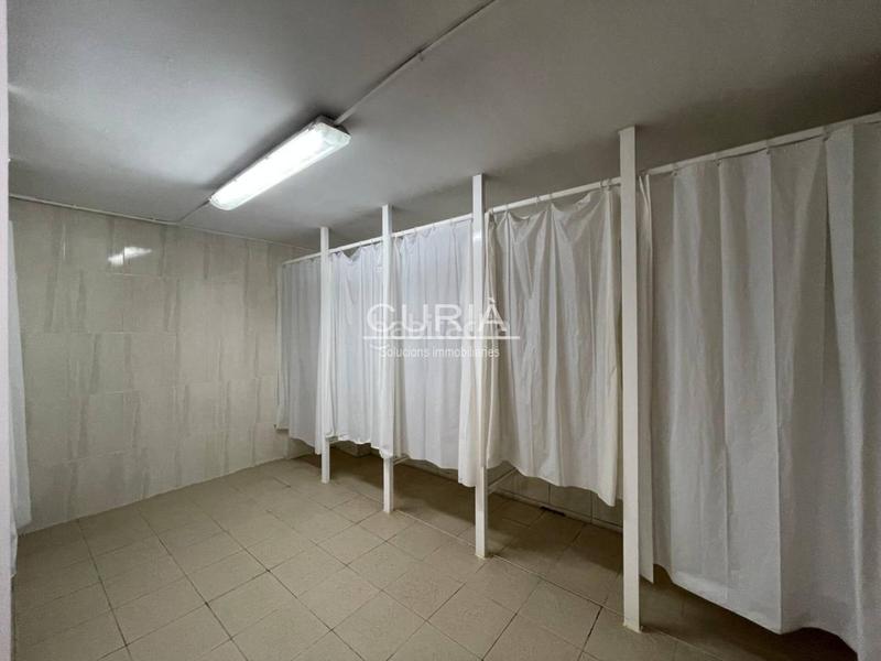 Foto 0ed8f687-e96b-41e7-83d3-903852fb84c2. Alquiler local comercial en Instituts-Universitat Lleida