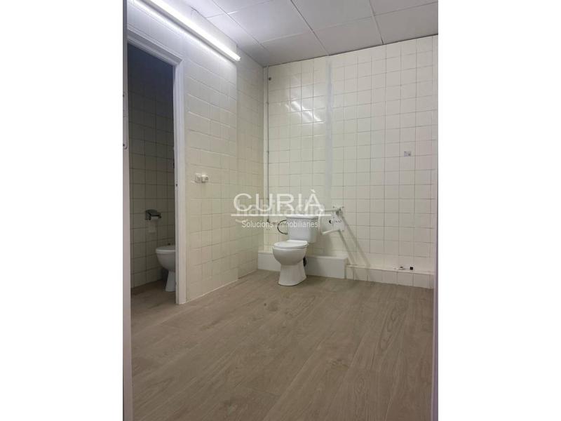 Foto 8c306e1e-9bde-4a6e-8c8c-b4dab65fc772. Alquiler local comercial en Instituts-Universitat Lleida