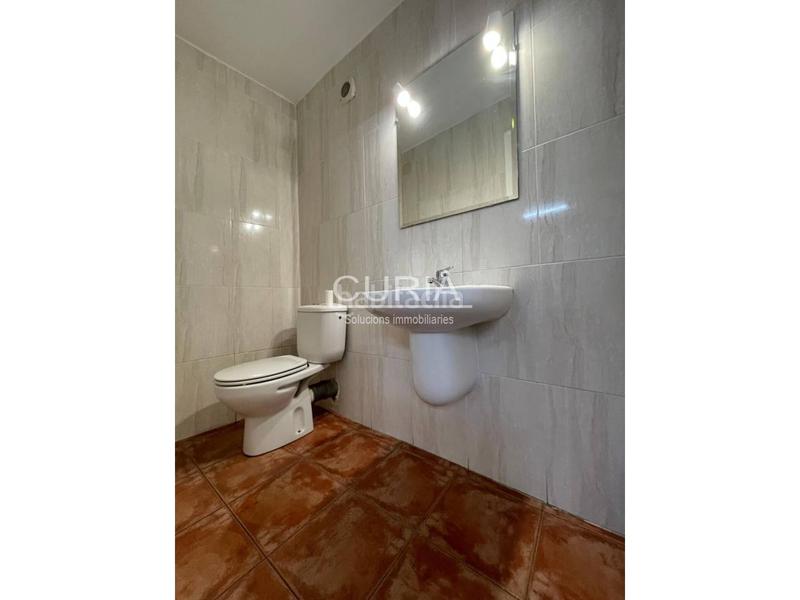 Foto f9148ac7-29ba-48f9-b018-6eb92208326e. Alquiler local comercial en Instituts-Universitat Lleida