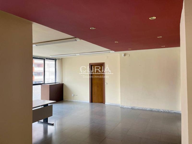 Foto ae90786f-2629-43e4-8c35-9cf2693974bb. Locale commerciale in Mariola Lleida