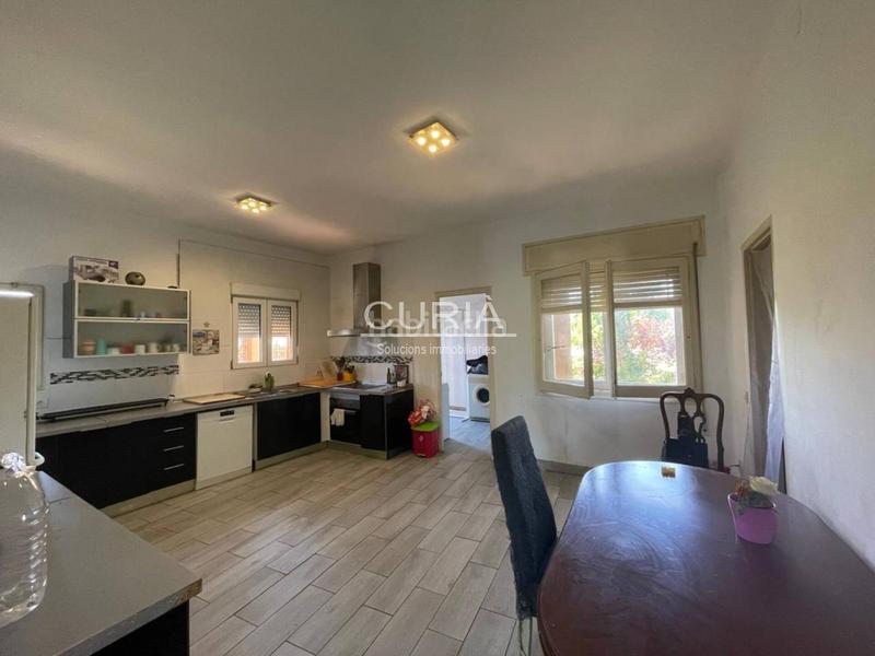 Foto a7ac6e4b-490a-4f21-ab3c-0848b9f0e703. Chalet xalet en venta en Partides Rurals Lleida