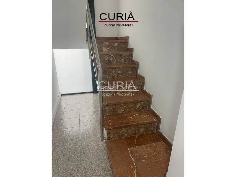 Foto 6757ef2a-284d-4fb5-b3eb-ebaa5b2d7e2b. Lloguer local comercial a Mariola Lleida