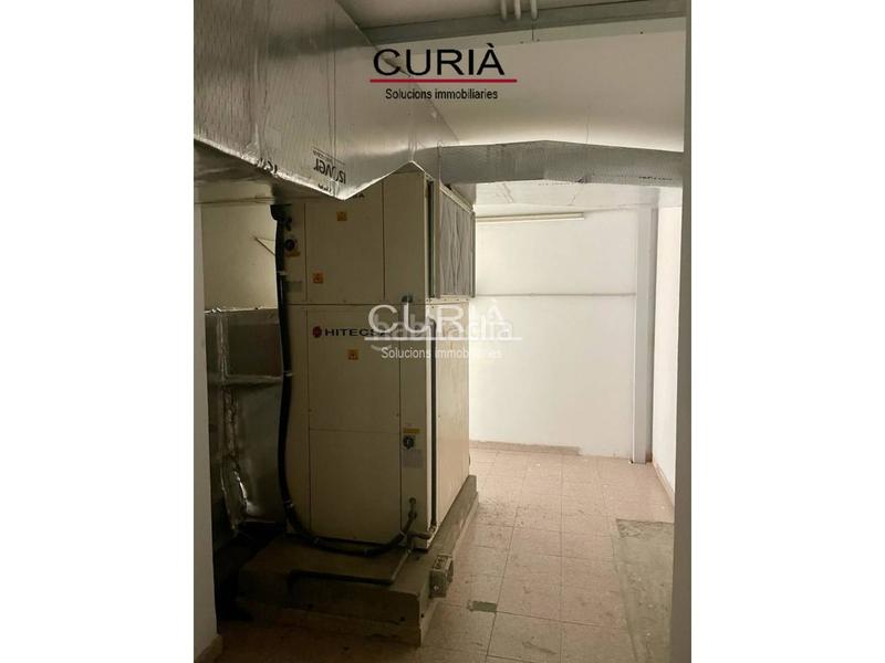 Foto a5beb531-bd43-4a6f-b944-6862712a002f. Location local commercial dans Mariola Lleida