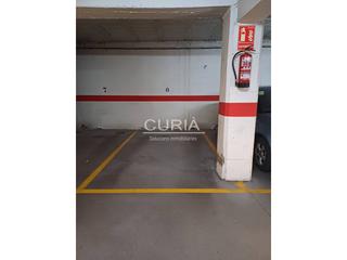 Miete Autoparkplatz in Joc de la Bola - Camps d'Esports. Plaza de pk para coche zona camp desports