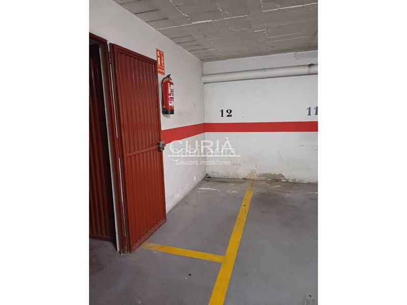 Foto ec8dcdeb-2525-4a57-8ce4-455998a803b8. Alquiler parking coche plaza de parking en alquiler para moto en Lleida