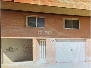 Lloguer Aparcament cotxe  Garraf. Alquiler plaza parking para coche mediano en zona plaza europa.