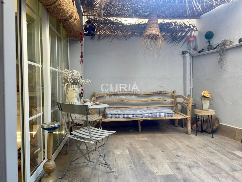 Foto 2749f428-18ac-4889-a1ce-cf966a7eae6a. Alquiler piso alquiler piso para pareja reformado zona rambla catalunya con terraza agua y basuras incluidas en Lleida