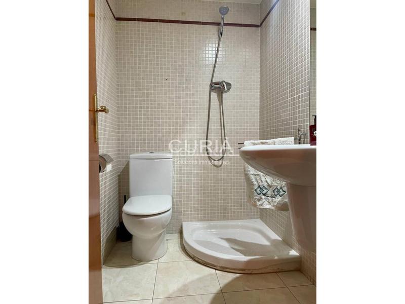 Foto b4edbd86-1105-41e5-a720-397aab8e9d21. Piso soleado piso muy bien cuidado zona plaza europa con parking y trastero incluido en Lleida