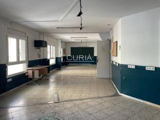 Local Comercial  Alcalde rovira roure. Local esquinero plena zona alta ideal residencia de estudiantes