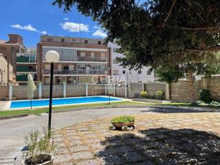 Lloguer Pis a Instituts-Universitat. Piso para estudiantes rectorat con parking y piscina