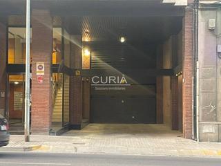 Alquiler Parking coche  Príncep de viana. Plaça de parking en lloguer per moto en zona renfe