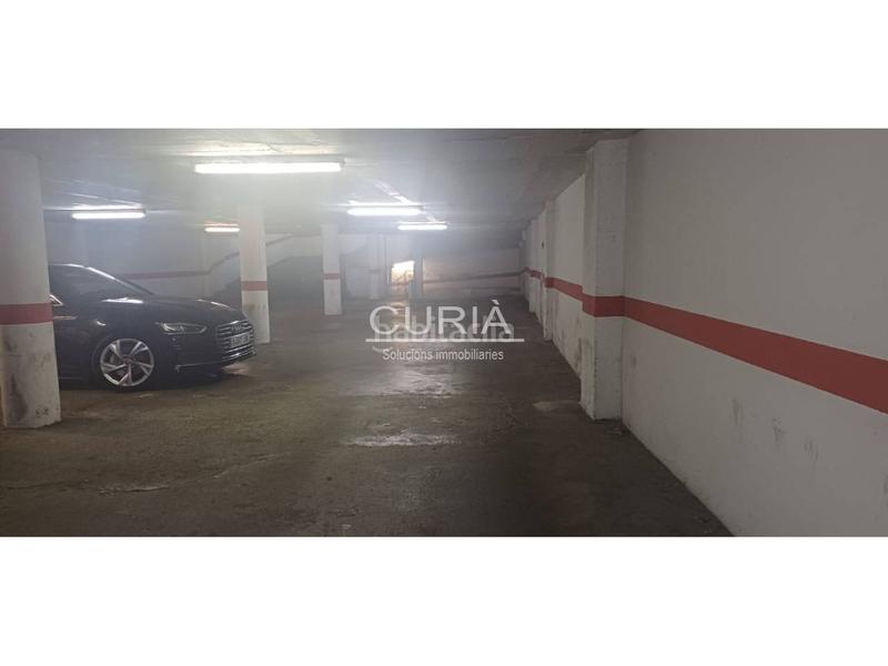 Foto c90d1a2e-f366-42ed-ac73-f8234c9ebbc9. Parking coche plaza de parking en venta zona renfe en Lleida