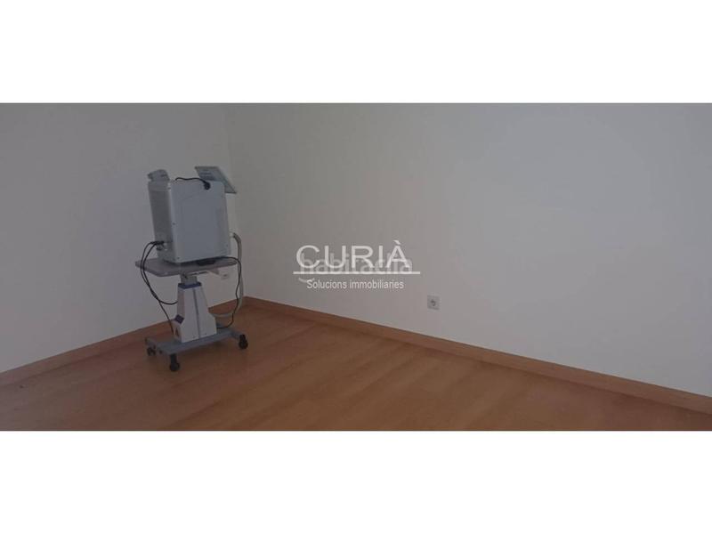 Foto 5e726c3b-96bb-44ed-bf4c-338f2113aa0f. Miete geschäftsraum in Príncep de Viana-Clot-Xalets Humbert Torres Lleida