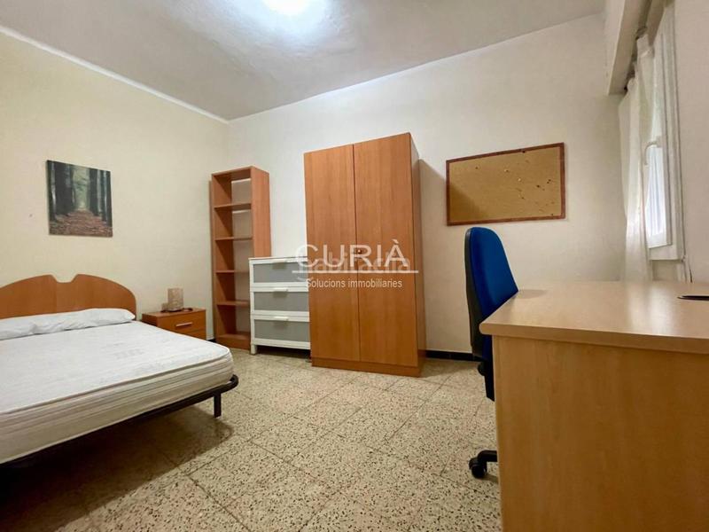 Foto fb42e340-d357-421b-b644-be39f331218c. Alquiler piso  de alquiler estudiantes en zona alta ideal estudiantes de medicina o agrónomos. en Lleida