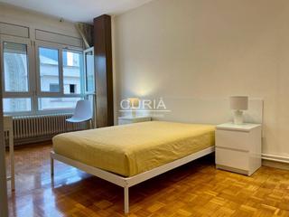 Miete Etagenwohnung in Mariola. Piso para estudiantes zona universitat con agua incluida parking