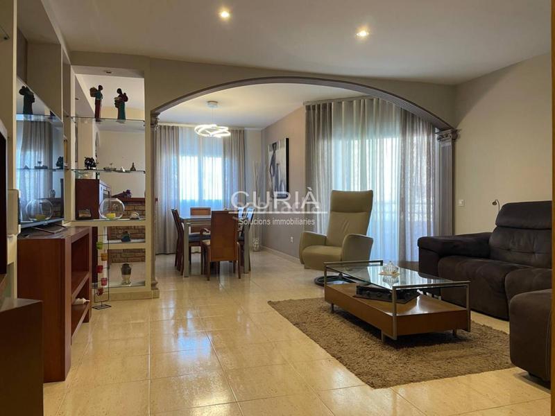 Foto 9ea056b5-062e-4c7a-b5a6-fc9143125885. Miete etagenwohnung mit heizung parking in Torrefarrera