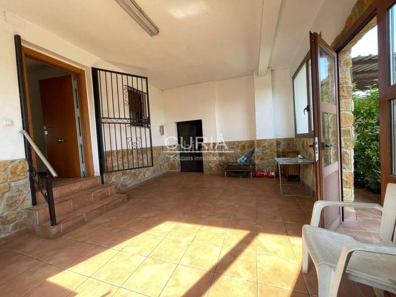Foto 38dc5f60-c2a1-4783-aff1-95d4445bc64a. Chalet con riscaldamento parcheggio in Llívia Lleida