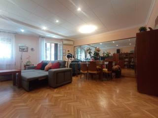 Flat in Príncep de Viana-Clot-Xalets Humbert Torres. Piso en zona prat de la riba ideal inversión