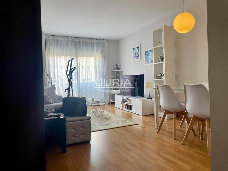 Foto f7bdc0fc-94c6-4842-9471-8c8d7c68bba4. Flat with heating in Centre Històric Lleida