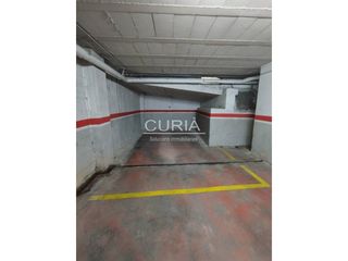Location Parking voiture  Avenida sant ruf. Plaza de garaje ámplia en zona pl. trabajo