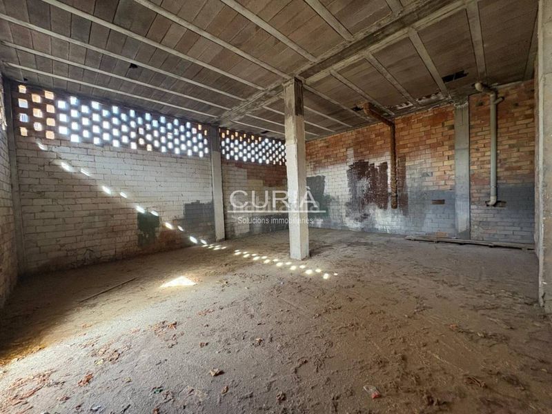 Foto cb1e1934-dd7a-4873-b50b-2b4f3c66b7ce. Local comercial a Almenar