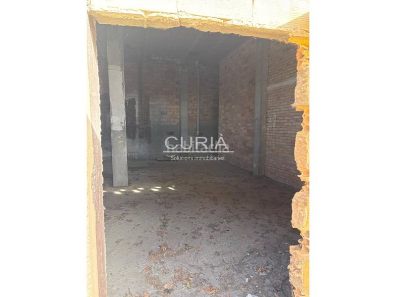Foto e3446194-fa40-4761-bc11-2b32eb6eadb2. Local comercial a Almenar