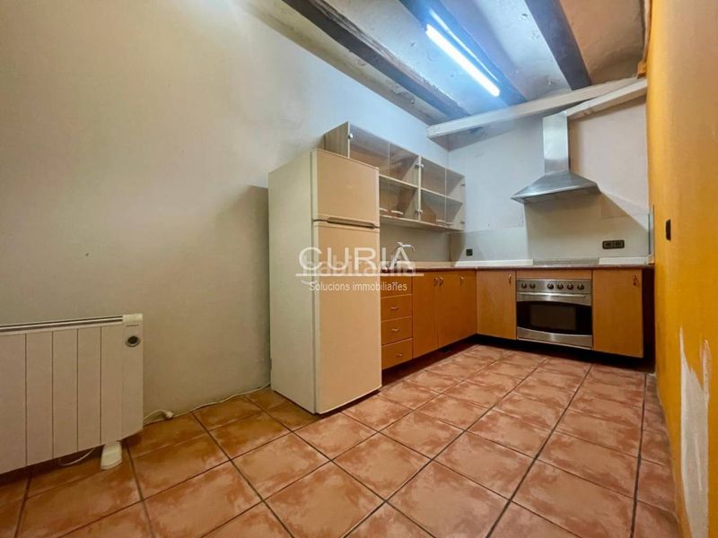 Foto fa4a1c82-4352-4030-9bcd-3b6d40322318. Pis amb calefacció a Centre Històric Lleida