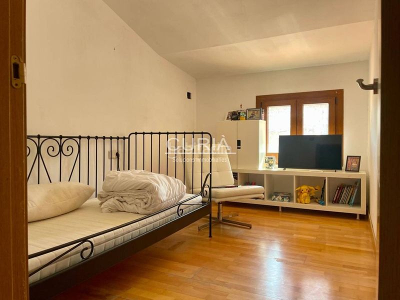 Foto cc4fa757-d08a-4842-b741-dc3ad8fe922e. Casa amb calefacció aparcament a Menàrguens