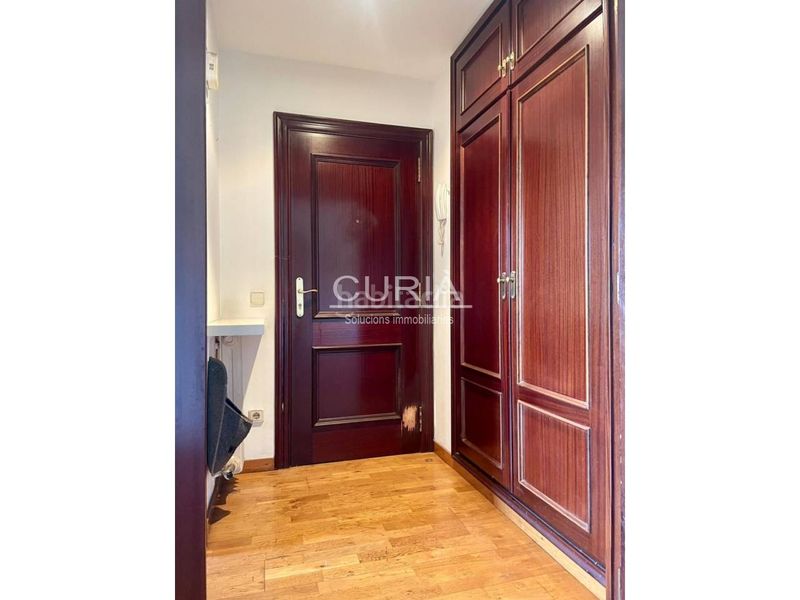 Foto b507173d-9c18-48e6-8ec1-01b56464d697. Pis amb calefacció a Joc de la Bola - Camps d'Esports Lleida