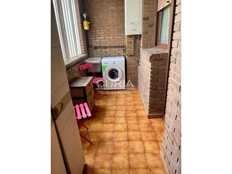 Foto dac10c13-a7a9-4cad-b632-d22442782a44. Pis amb calefacció a Joc de la Bola - Camps d'Esports Lleida