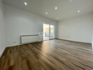 Miete Etagenwohnung in Cappont. Luminoso piso en alquiler en cappont para estrenar.