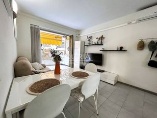 Piccolo appartamento in Platja de Ponent. Apartamento en venta en salou con parking incluido