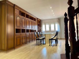 Attique à Centre Històric. Venta atico duplex zona prat de la riba con parquing y trastero