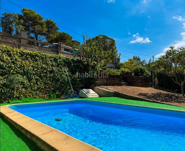 Foto cc79ea8d-e4dd-48b4-a5dd-4269b622e8c0. Xalet amb calefacció aparcament piscina a terrabrava - Tordera parc Tordera