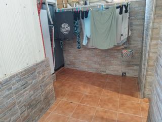 Piso en Cerdanyola Nord. Dos habitaciones. antes tres. reforma integral